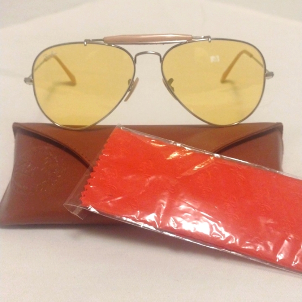 Ray Ban 2012 Ambermatic Outdoorsman Aviators